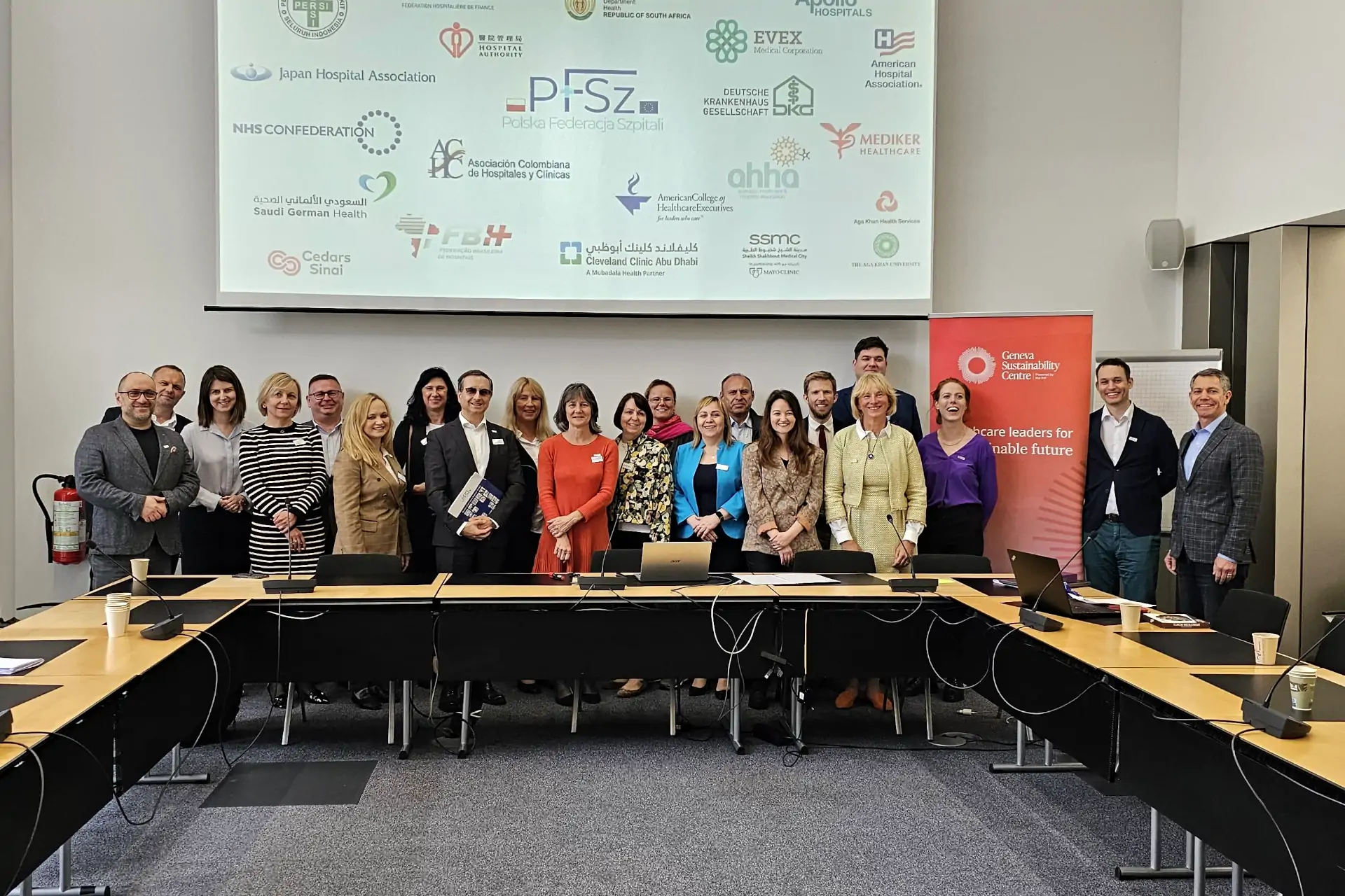 Polska Federacja Szpitali szpitalna wizyta studyjna masterclass w Szwajcarii Szpital Uniwersytecki HUG Genewa 2023 foto PFSz